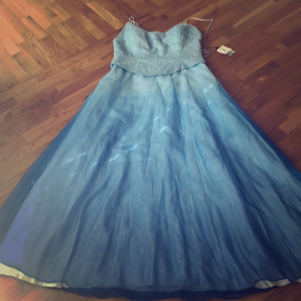 Alyce Paris prom / bridal dress (Las)